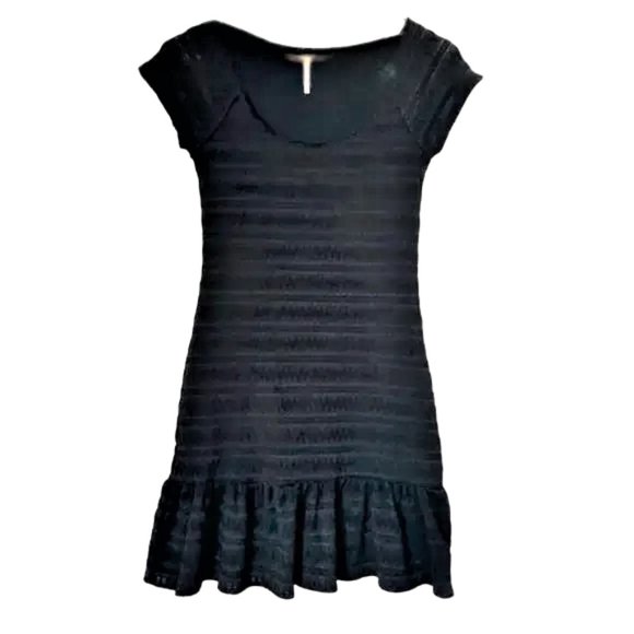 Free People Dresses & Skirts - Free People Cozy Day Little Black Dress with Flounce Hemming, Size S/P